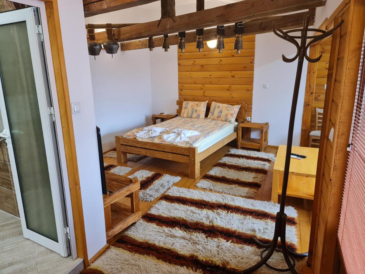 Mamin Kolio Hotel Bansko Bagian luar foto